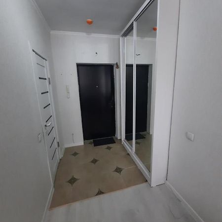 Кошкарбаева 45 Б Apartment Astana Luaran gambar