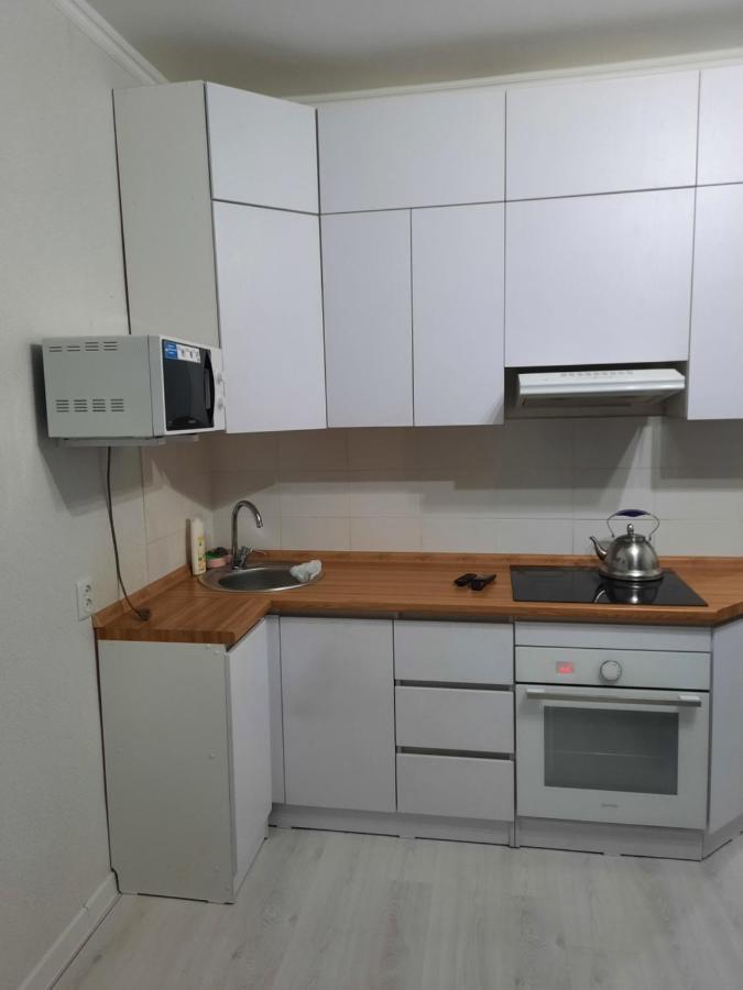 Кошкарбаева 45 Б Apartment Astana Luaran gambar