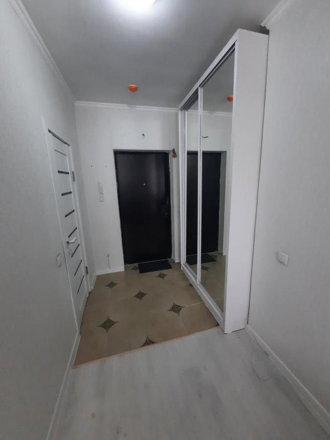 Кошкарбаева 45 Б Apartment Astana Luaran gambar